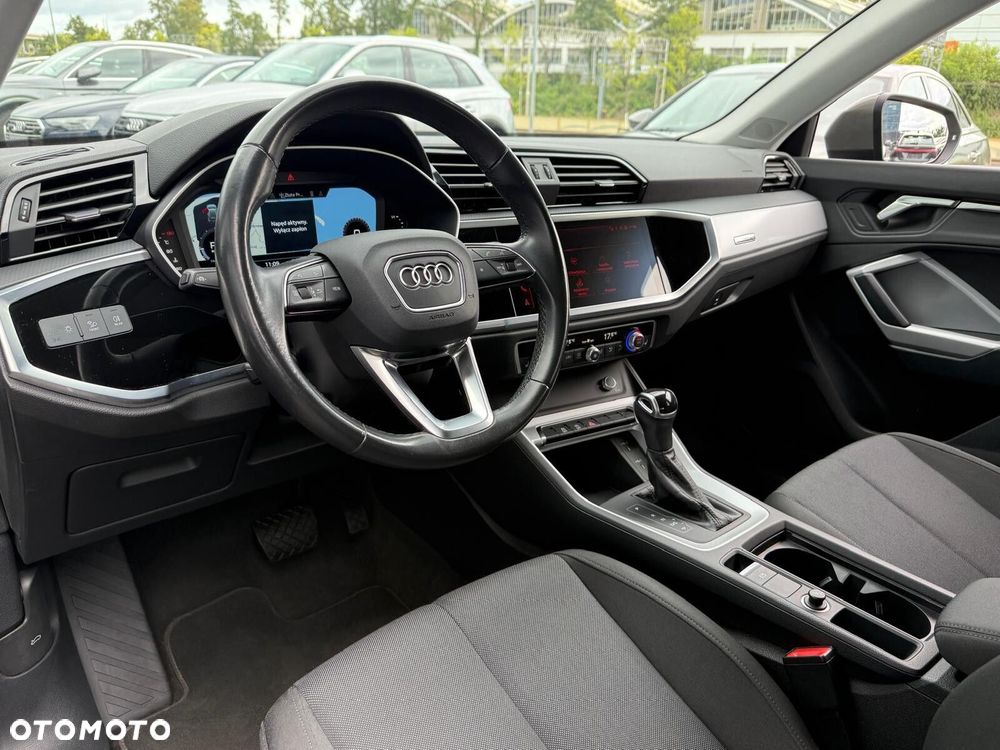 Audi Q3 40 TFSI Quattro S tronic - 16