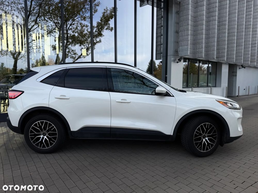 Ford Escape - 13