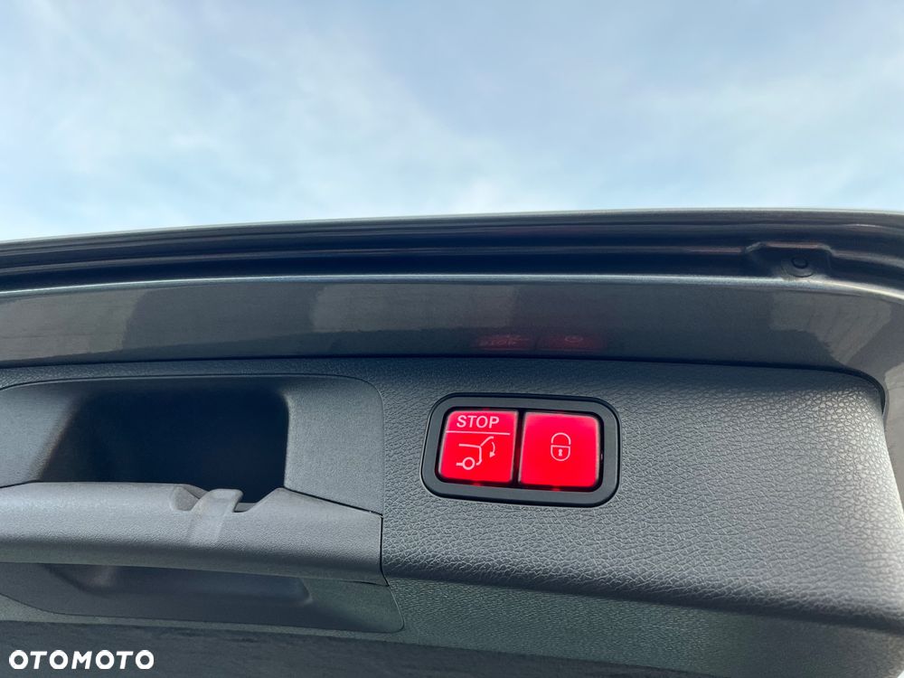 Mercedes-Benz Klasa E 450 4-Matic All-Terrain Exclusive - 27