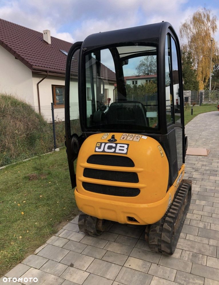 JCB 8018 - 4