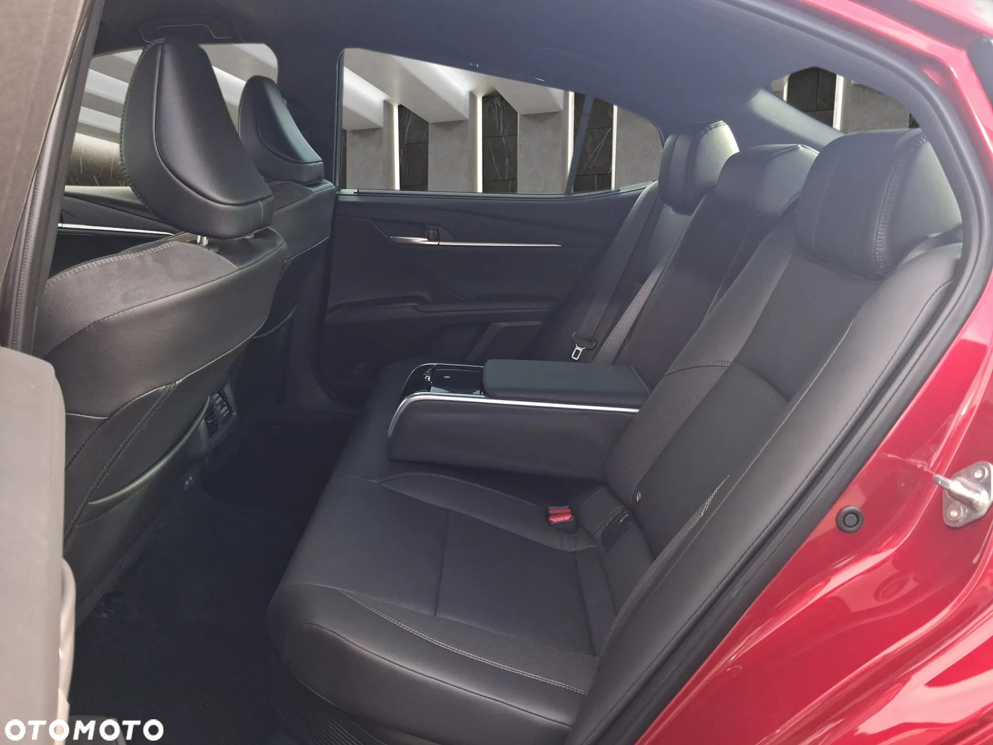Toyota Camry 2.5 Hybrid Dynamic Force Executive e-CVT - 29