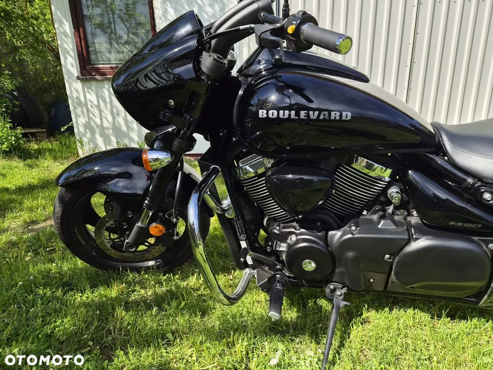 Suzuki Intruder - 4