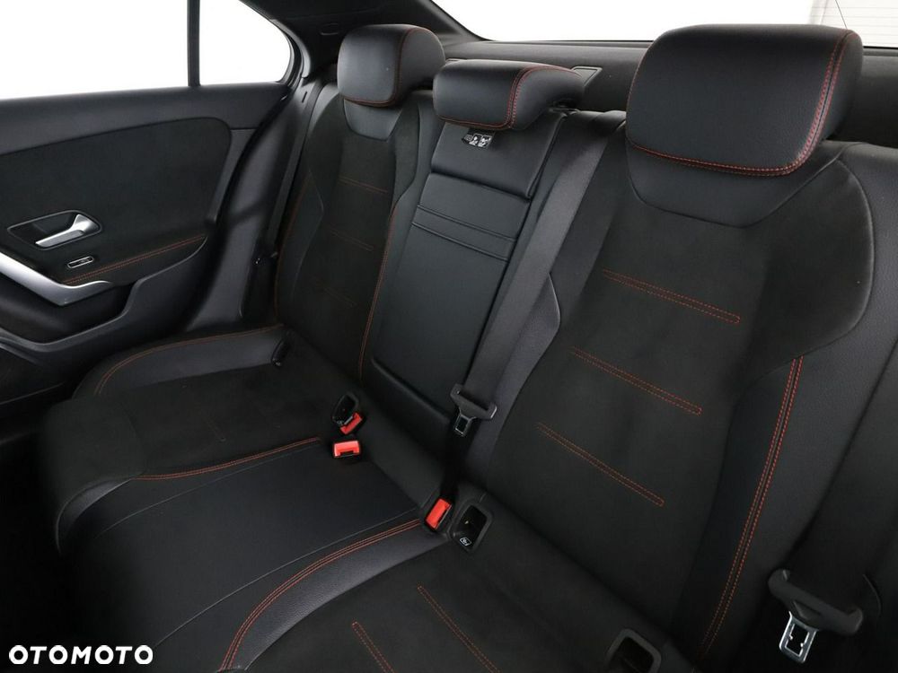 Mercedes-Benz Klasa A 250 e 8G-DCT AMG Line - 19