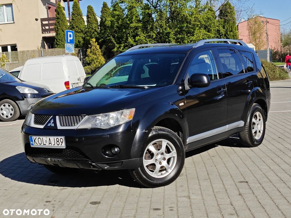 Mitsubishi Outlander 2.0 DI-D 4WD Intense - 3