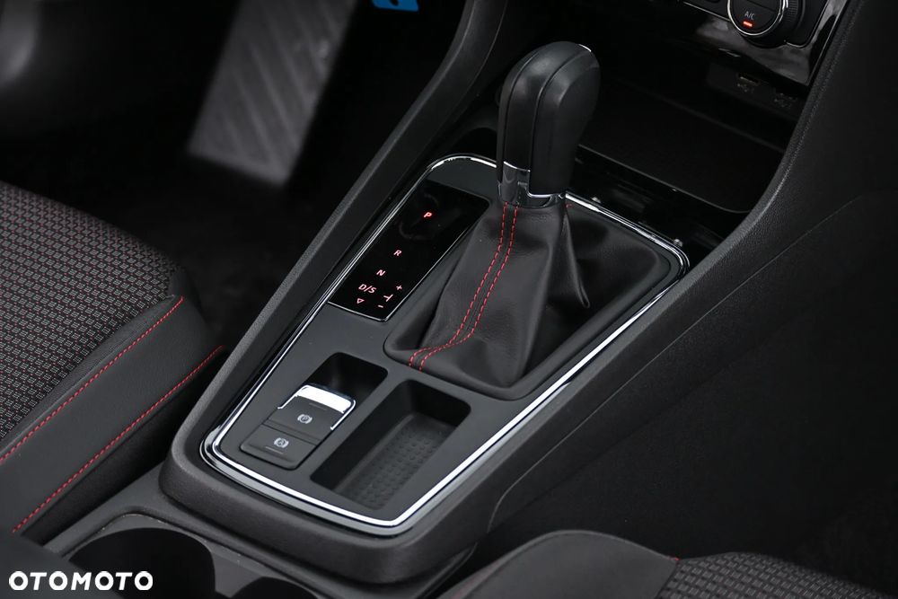 Seat Leon 1.8 TSI Start&Stop DSG FR - 26