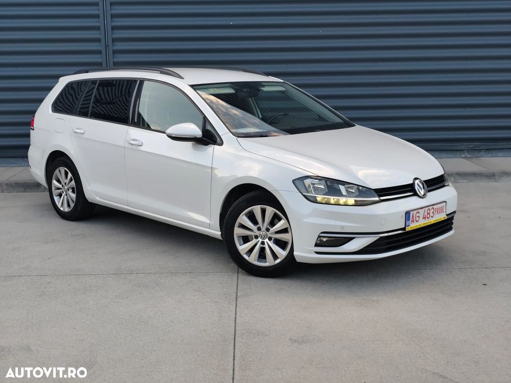 Volkswagen Golf 1.6 TDI DSG Comfortline - 1