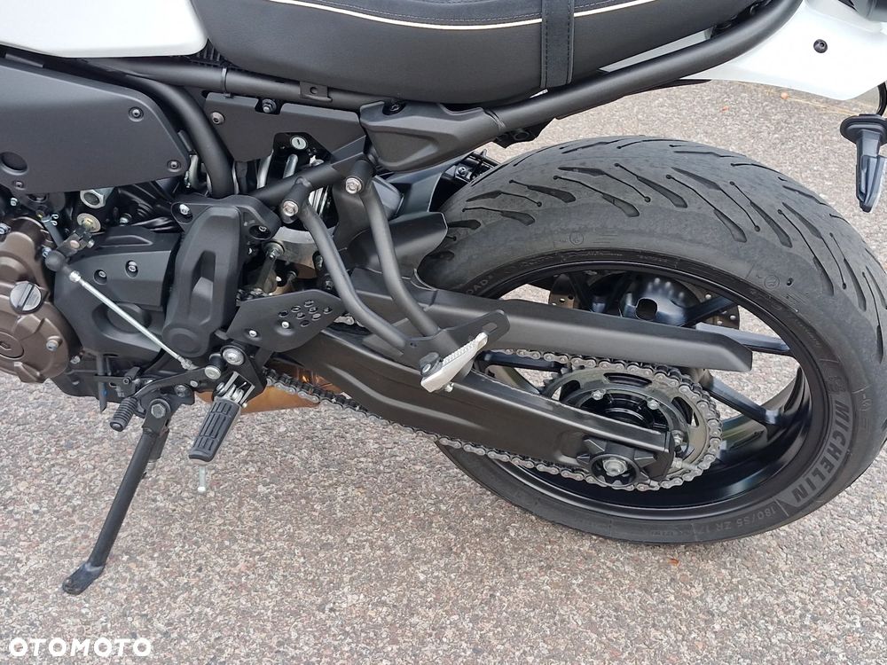 Yamaha XSR - 12