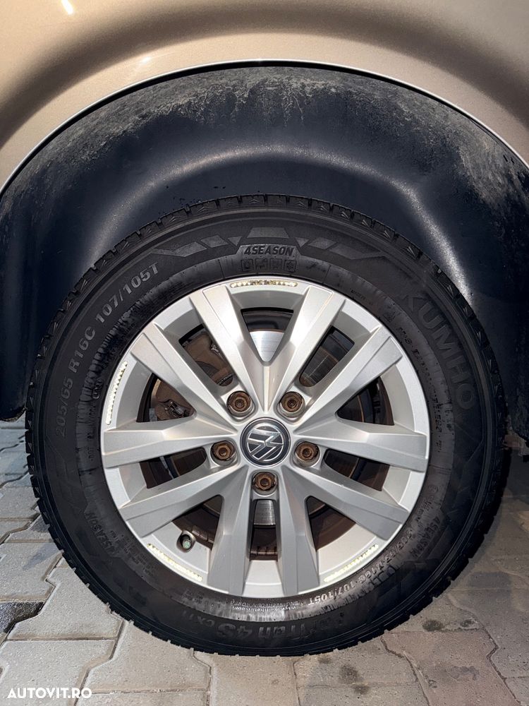 Volkswagen Transporter - 8