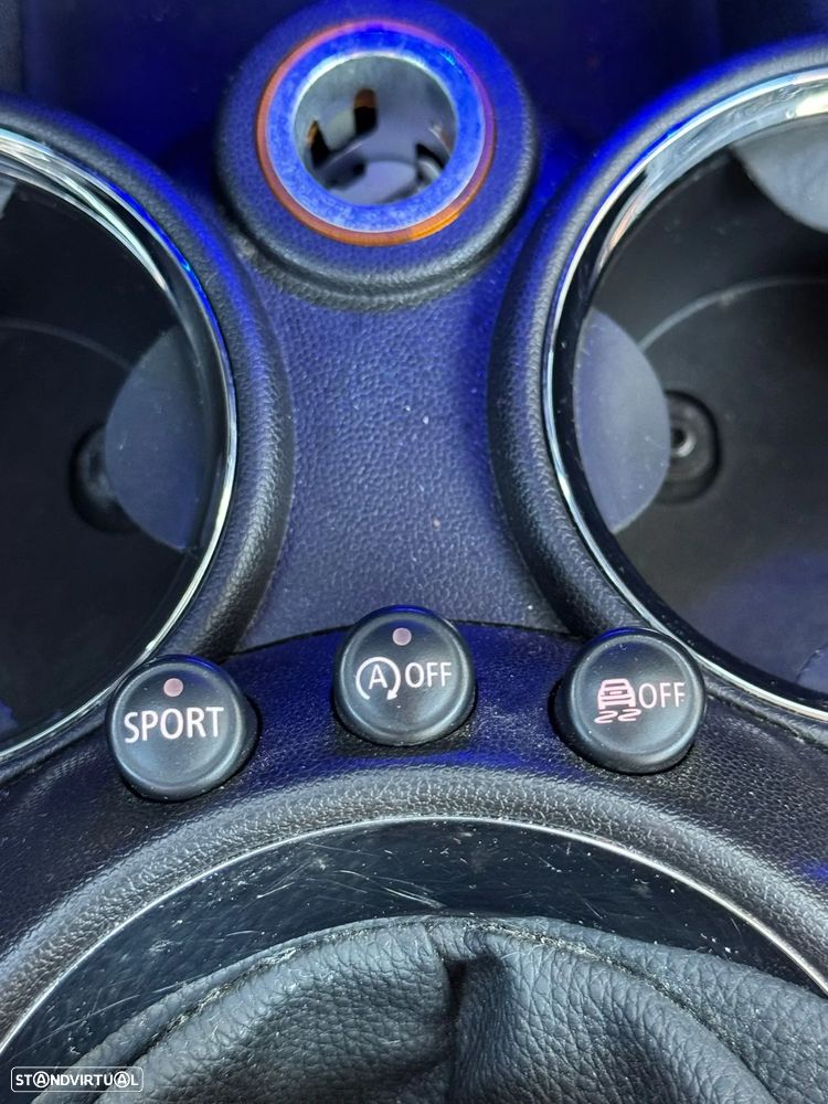 MINI 3 Portas Cooper SD - 17