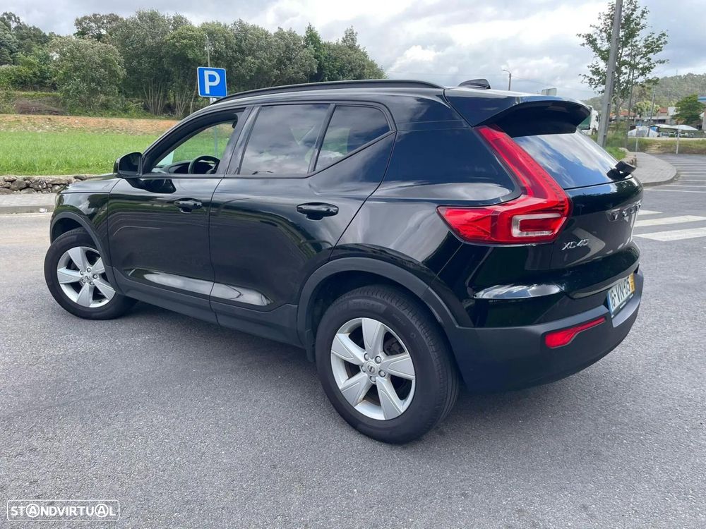 Volvo XC 40 2.0 D3 - 4