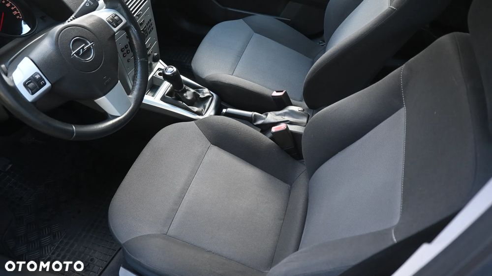 Opel Astra 1.3 CDTI Enjoy - 20