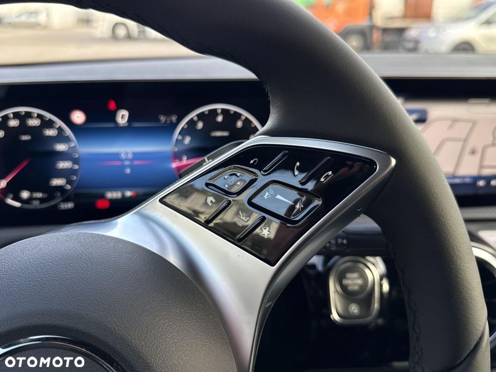 Mercedes-Benz CLA - 22