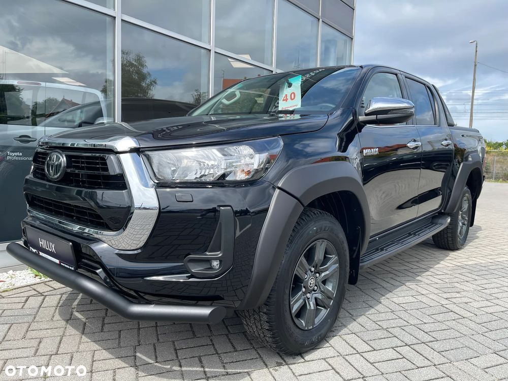 Toyota Hilux - 3