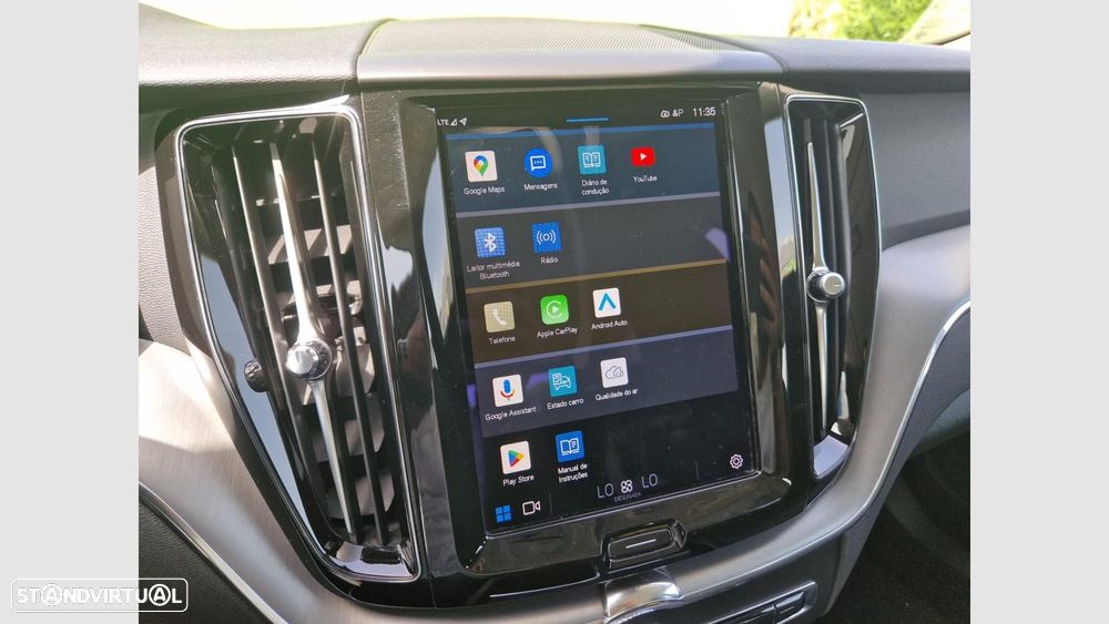Volvo XC 60 2.0 B4 Momentum Plus — fotografia 12