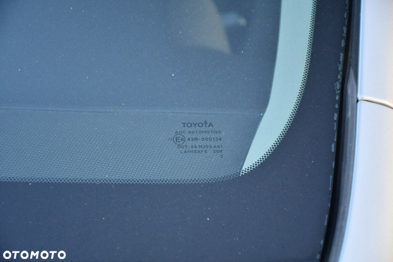 Toyota Avensis - 39