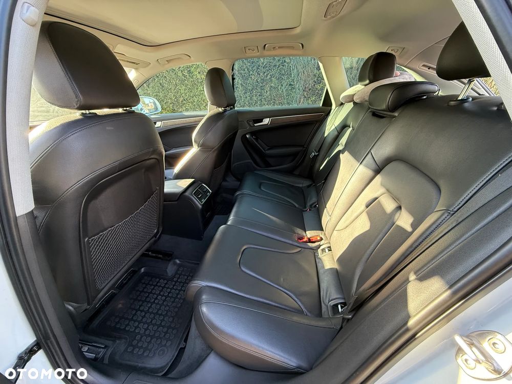 Audi A4 Allroad - 14