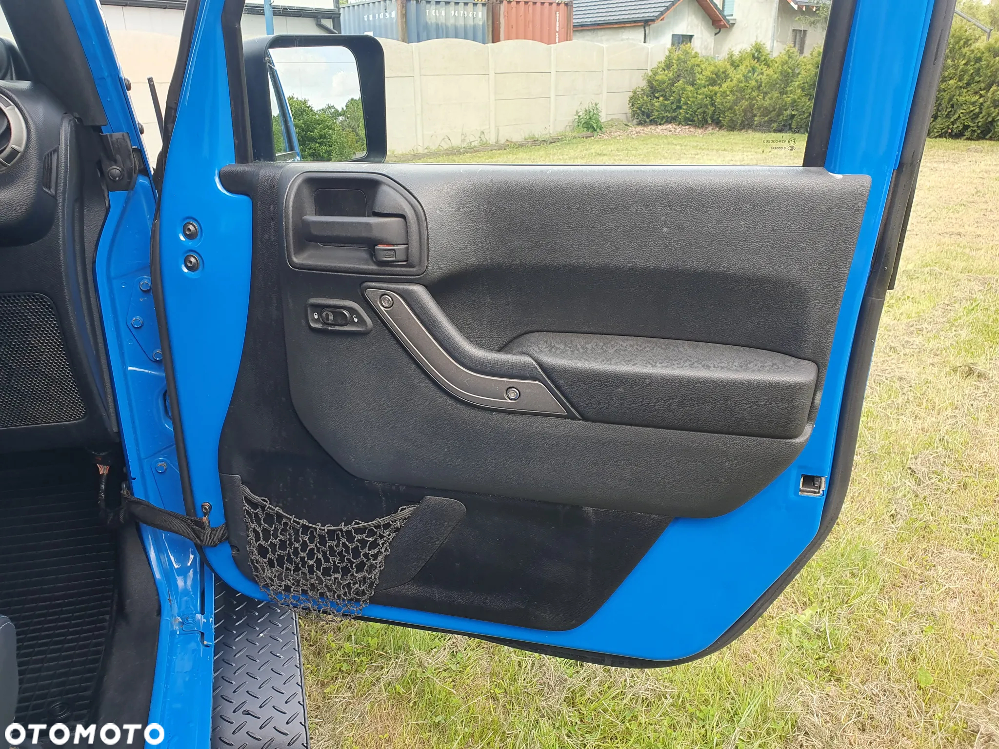 Jeep Wrangler Unlimited 3.8 Automatik Sahara - 28