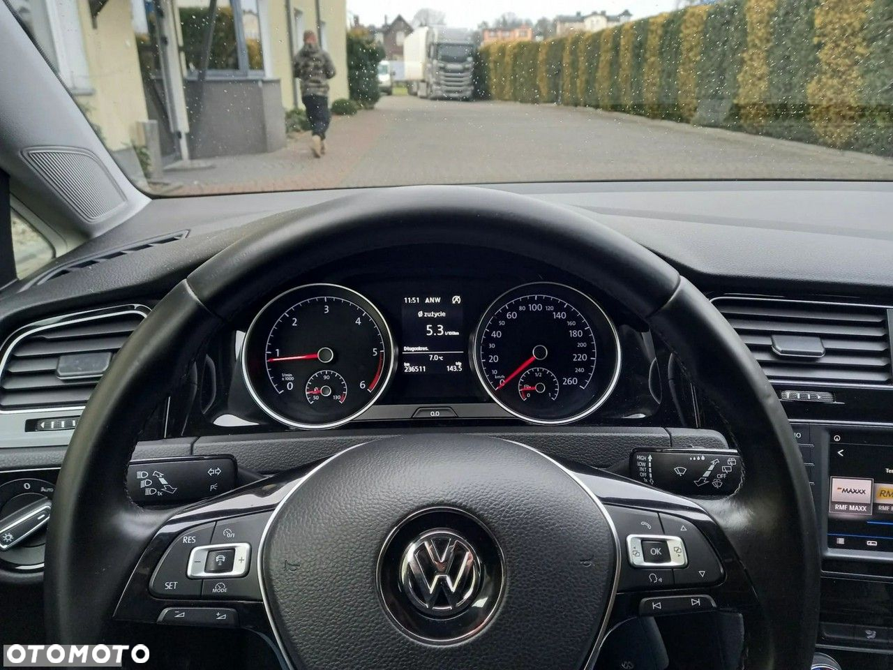 Volkswagen Golf VII 1.6 TDI BMT Trendline - 29