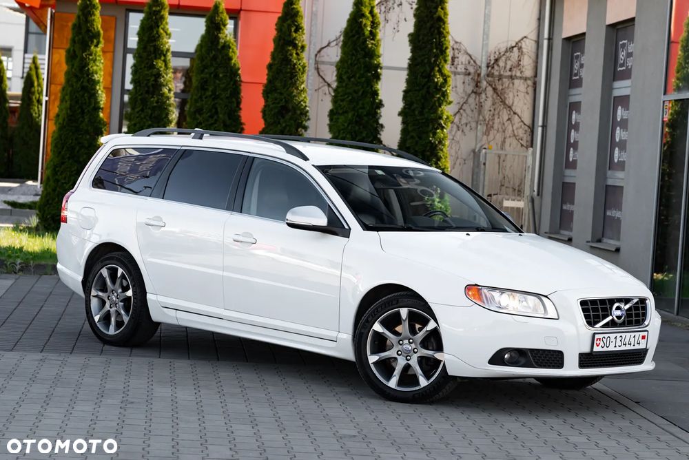 Volvo V70 D5 AWD Geartronic Edition Pro - 3