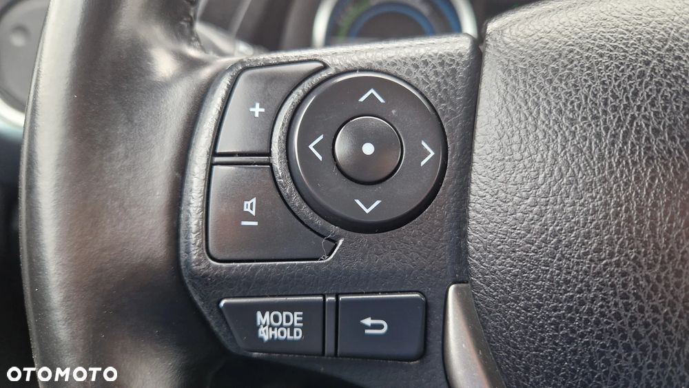 Toyota Auris - 15