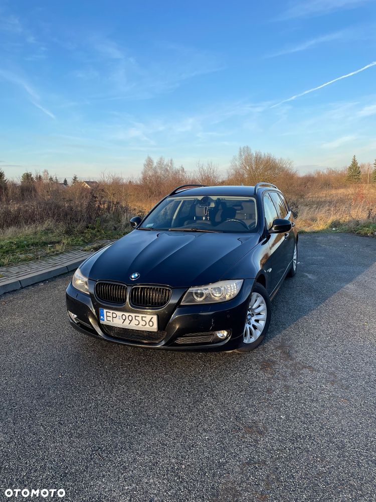 BMW Seria 3 320i - 3