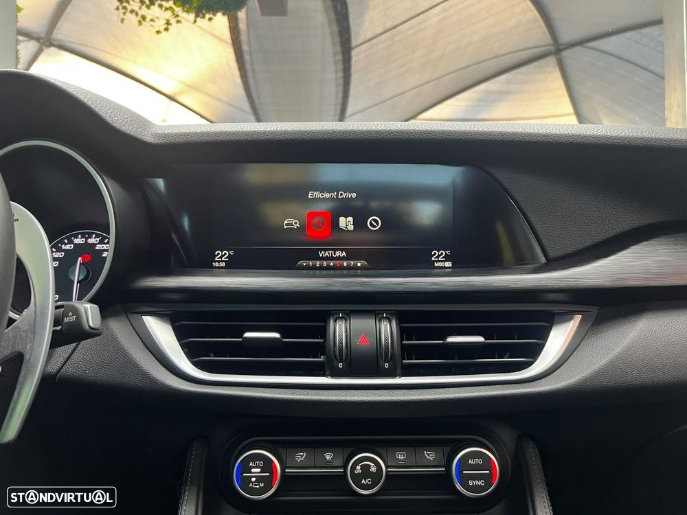 Alfa Romeo Stelvio 2.2 D TI AT8 - 52