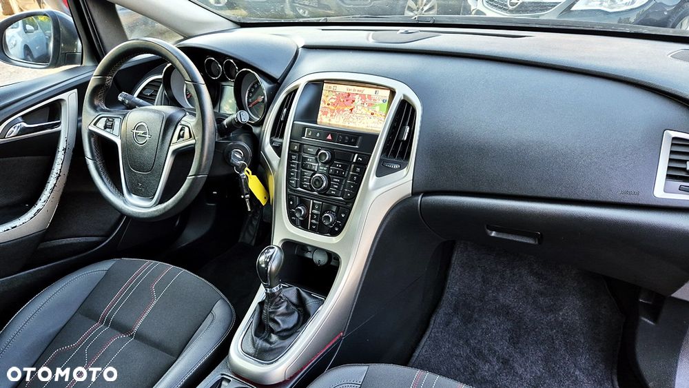 Opel Astra 1.4 T Cosmo S&S - 34