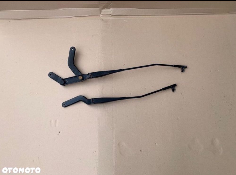 3M51-17526 Ramię ramiona wycieraczek przód ford c-max mk1 - 1