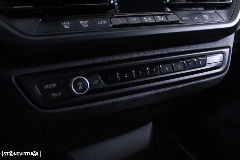 BMW 116 d Pack Desportivo M Auto - 30
