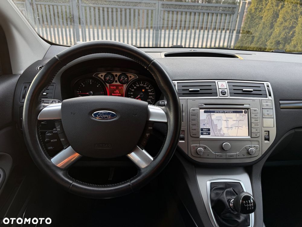 Ford Kuga 2.0 TDCi 4x4 Titanium - 19