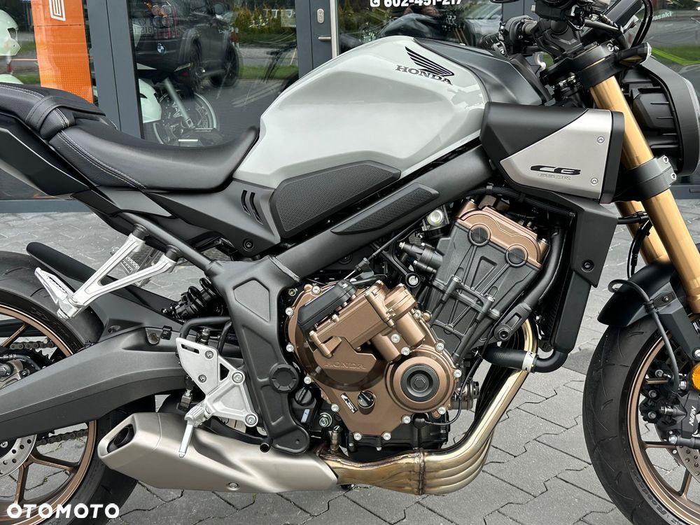 Honda CB - 7