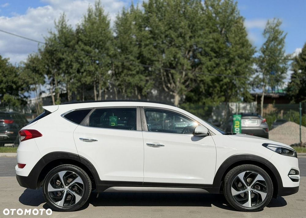 Hyundai Tucson 1.7 CRDI BlueDrive Premium 2WD DCT - 11