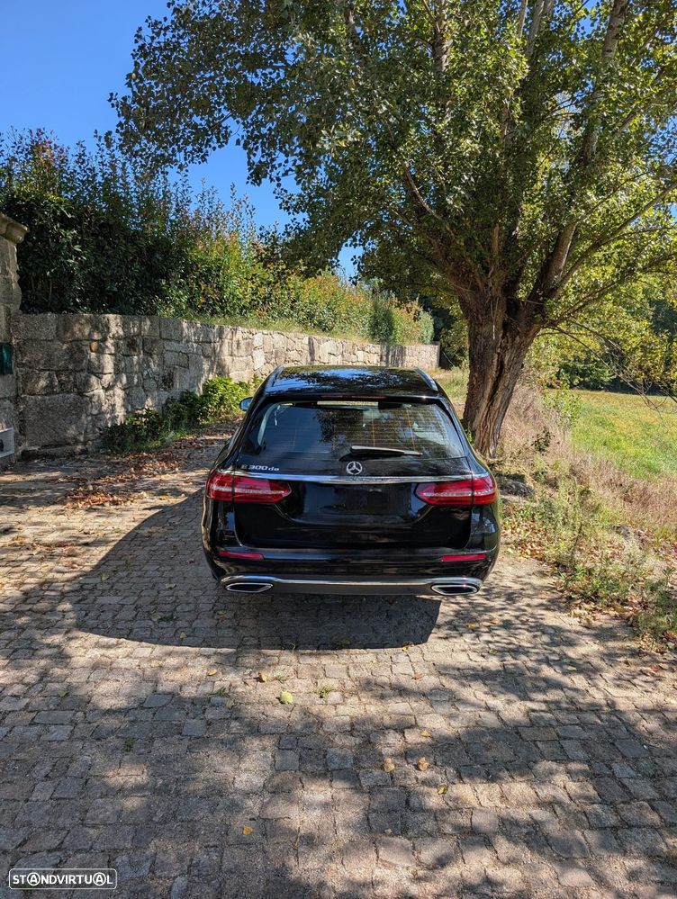 Mercedes-Benz E 300 de Avantgarde - 3
