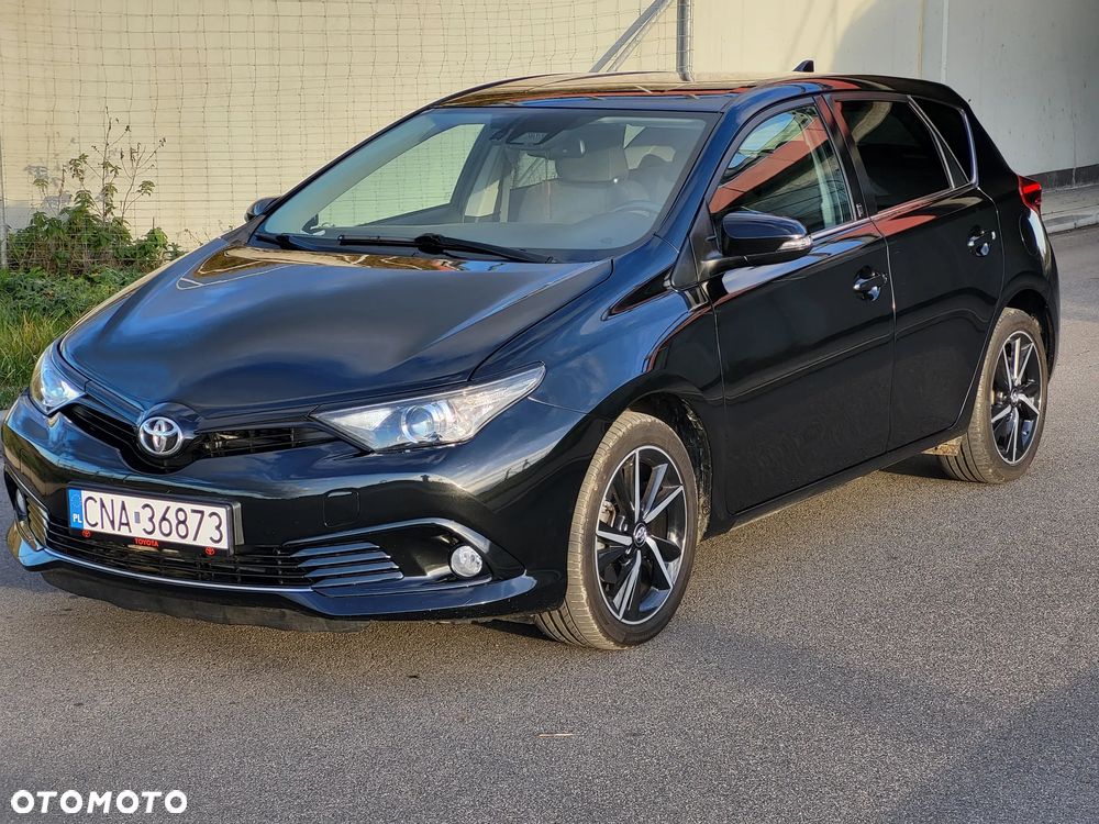 Toyota Auris 1.2 Turbo Team Deutschland - 1