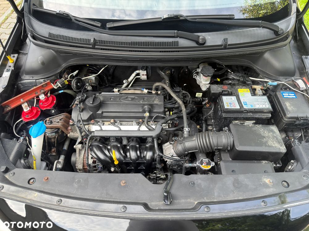 Hyundai i20 1.2 YES Gold - 30