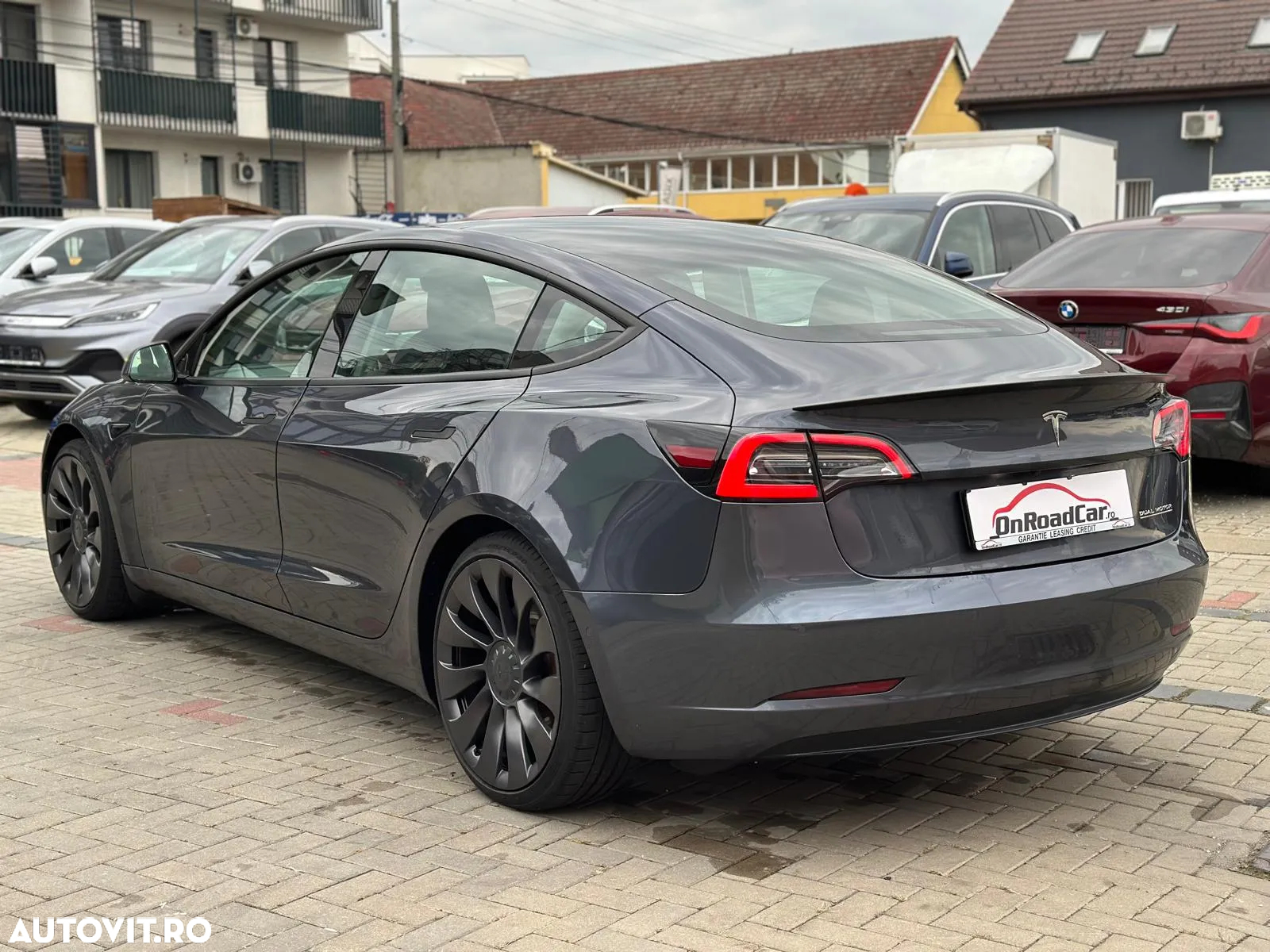 Tesla Model 3 Langstreckenbatterie Allradantrieb Dual Motor Performance - 4