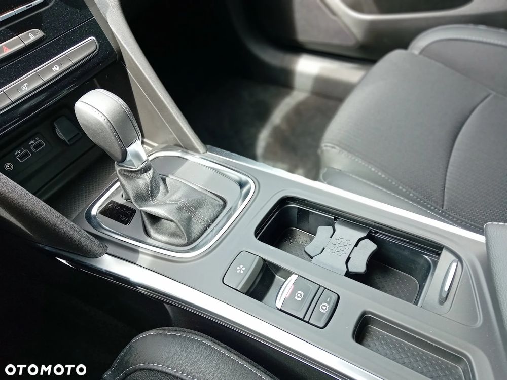 Renault Megane 1.3 TCe Techno EDC - 22