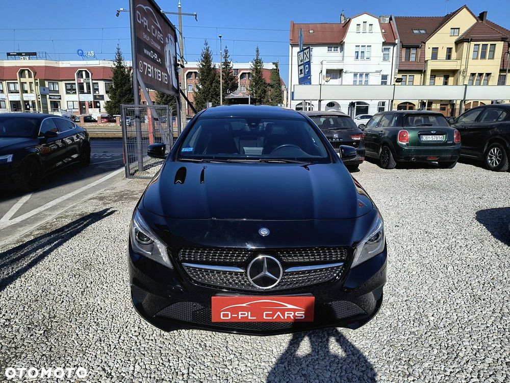 Mercedes-Benz CLA 180 Peak Edition - 4