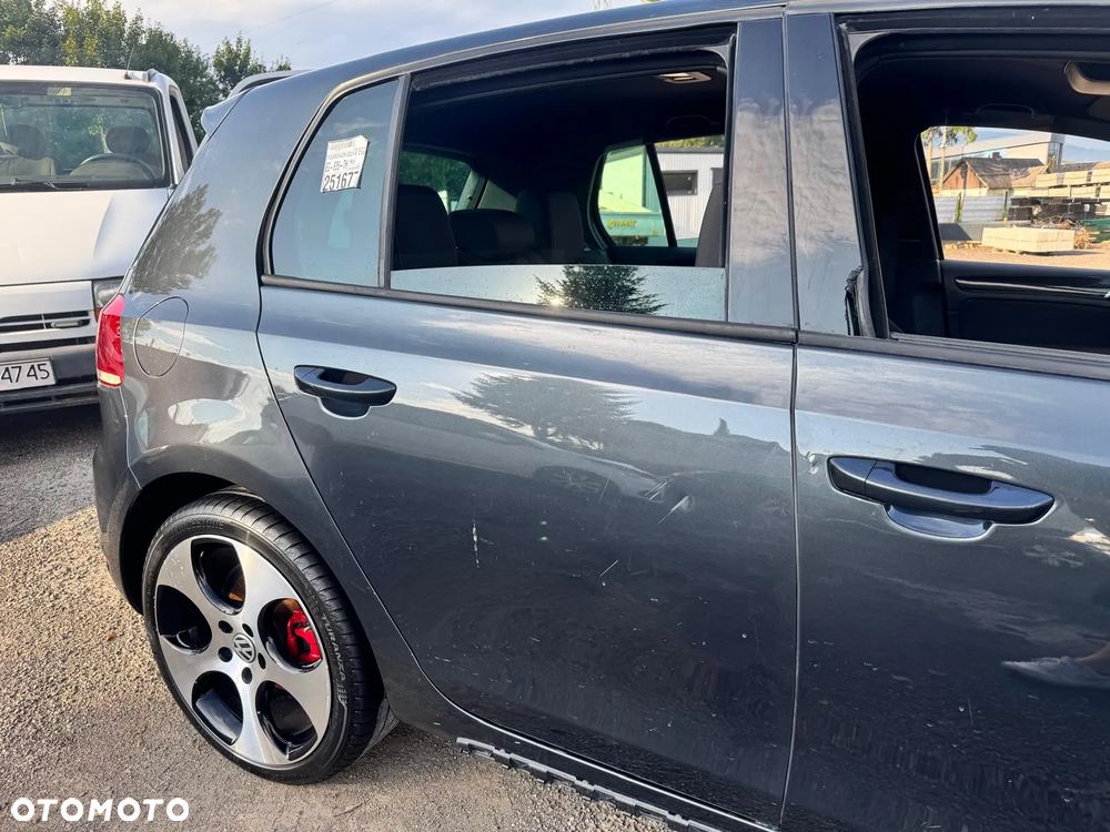 Volkswagen Golf VI 2.0 TSI GTI - 18