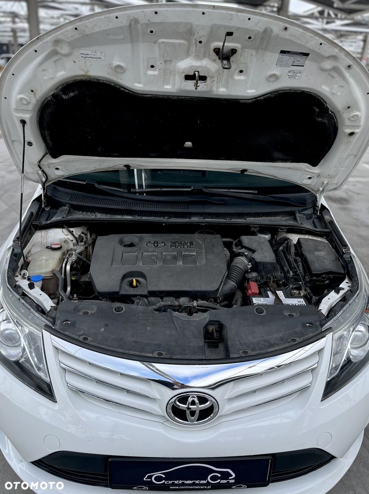 Toyota Avensis 1.6 Comfort - 30