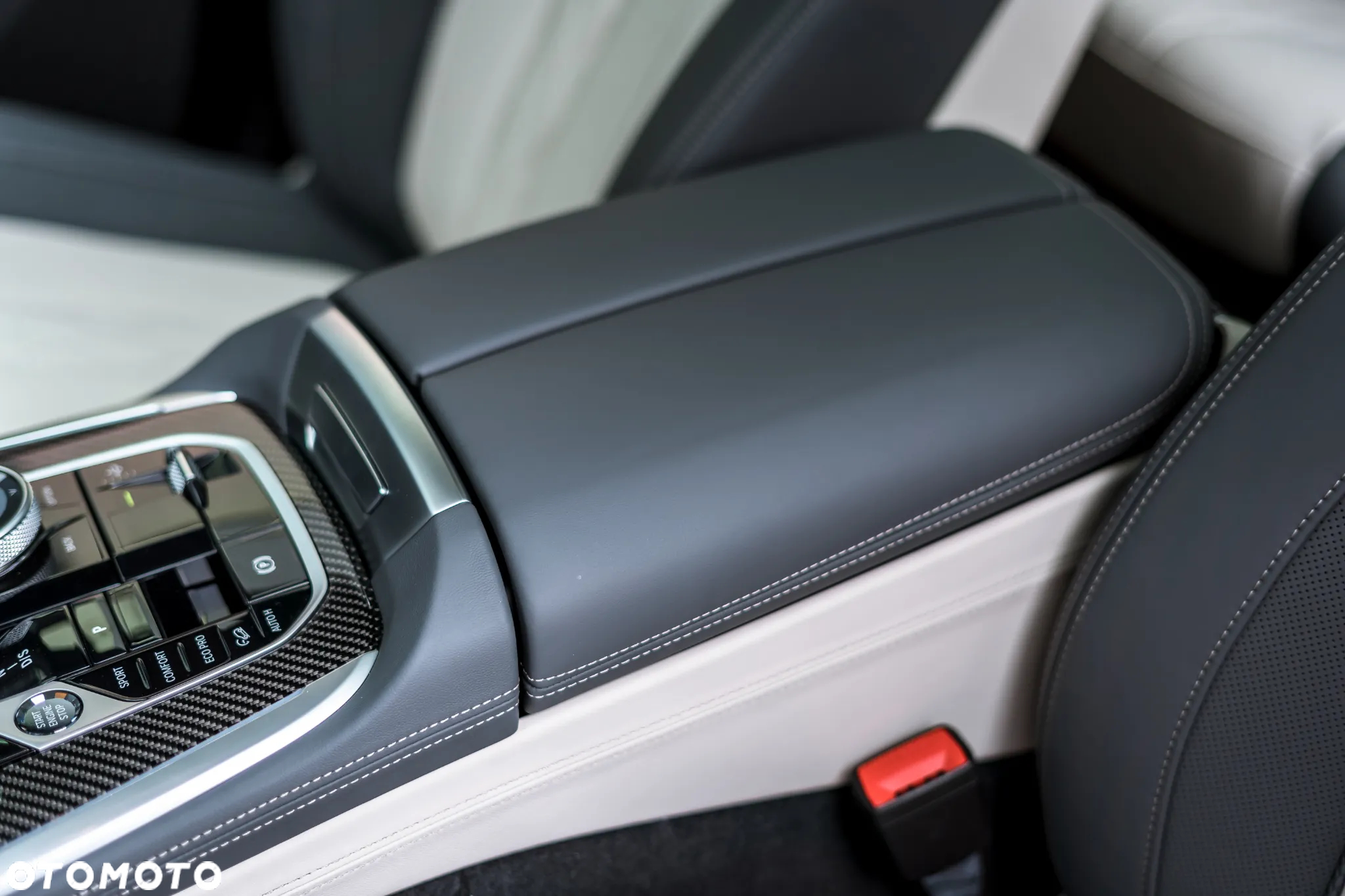 BMW X7 M50i sport - 21