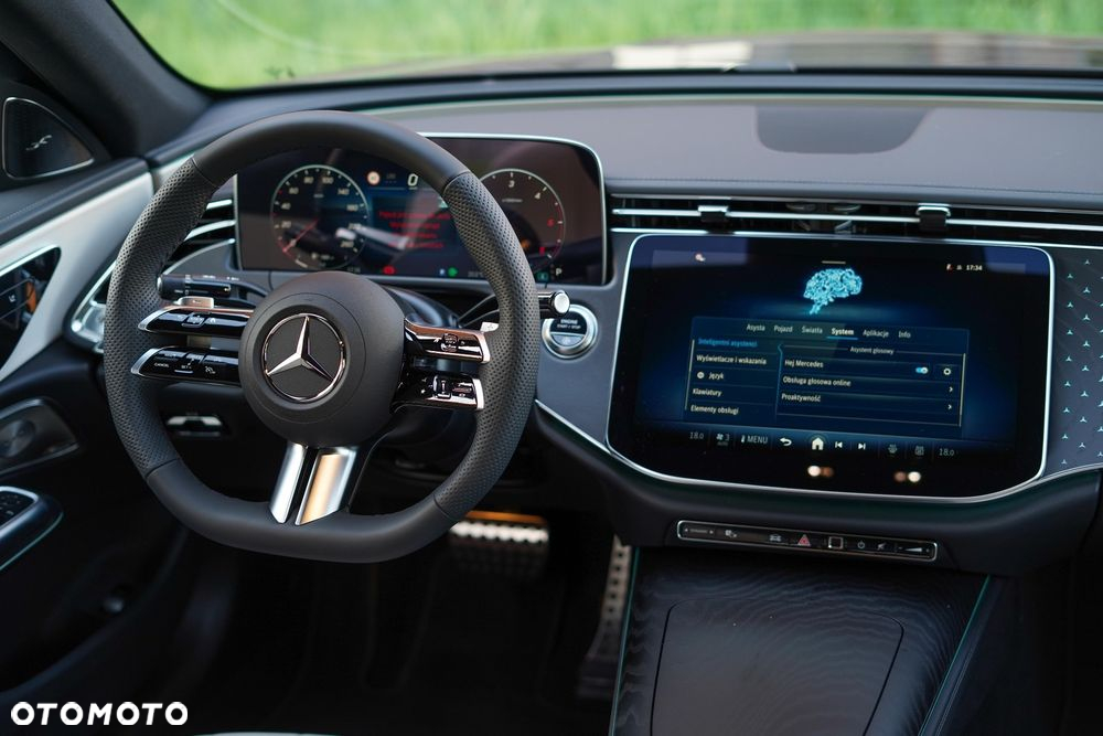 Mercedes-Benz Klasa E 220 d 4-Matic AMG - 22