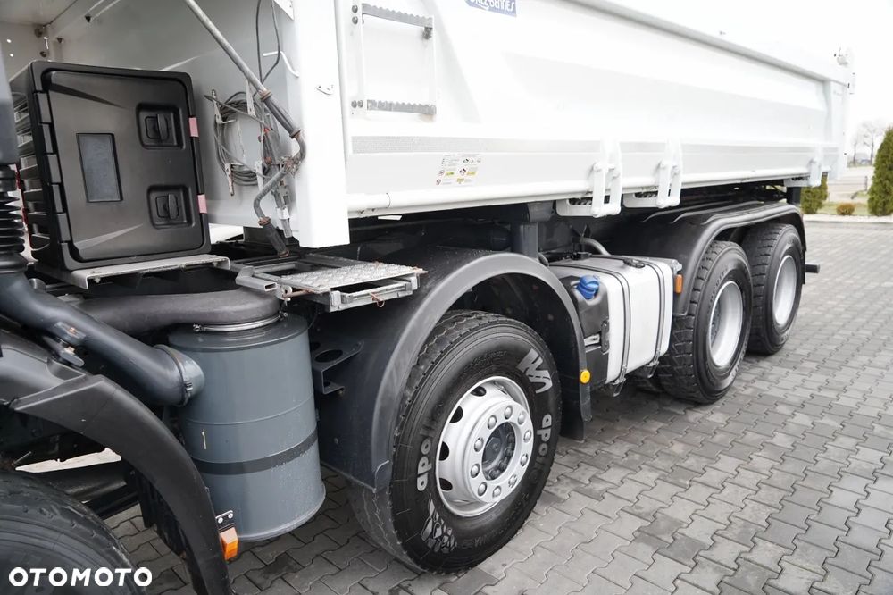 Iveco TRAKKER 450 / 8x4 / WYWROTKA / HYDROBURTA / BORDMATIC / EURO 6 / - 16