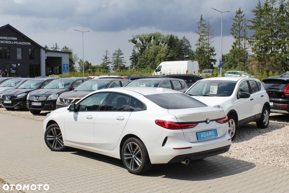 BMW Seria 2 218i - 6