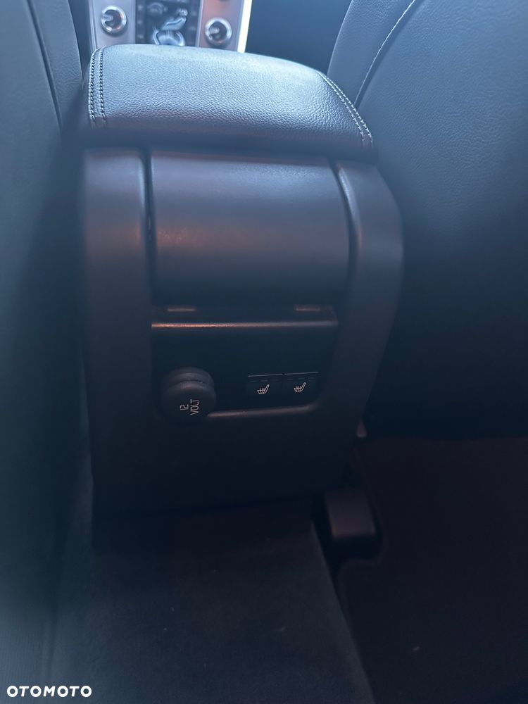 Volvo XC 60 D4 Momentum Pro - 15