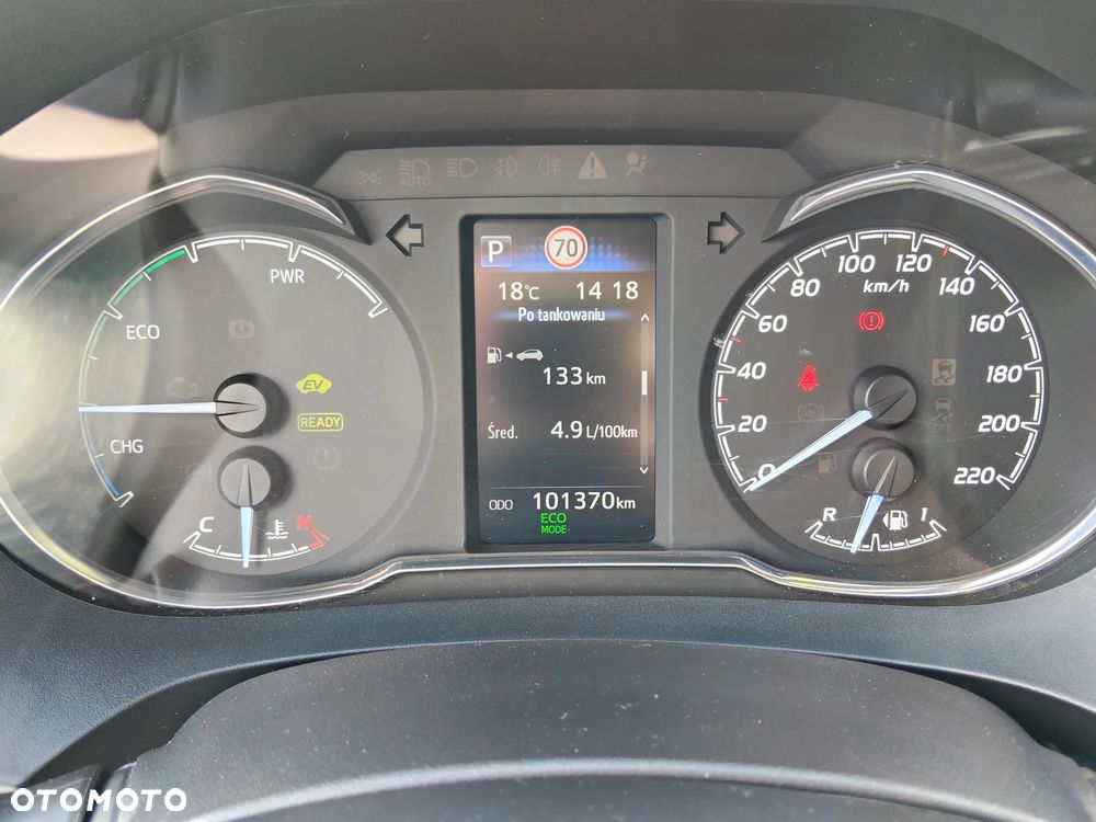 Toyota Yaris Hybrid 100 Premium - 21