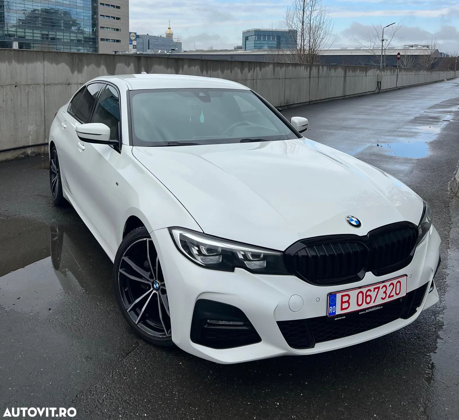 BMW Seria 3 - 1