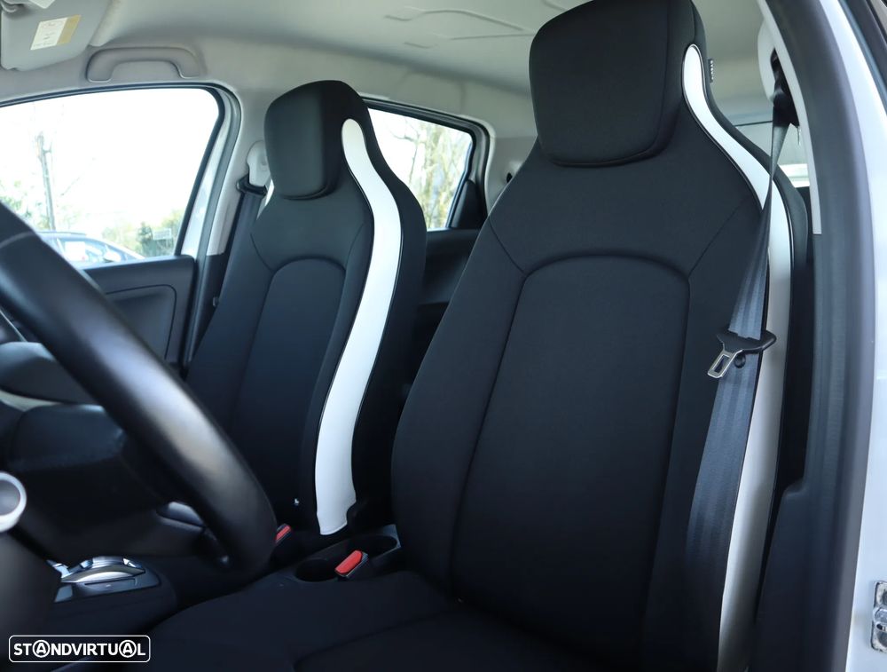 Renault Zoe (c/ Bateria) Zen 50 - 28