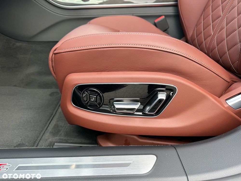 Audi A8 - 15
