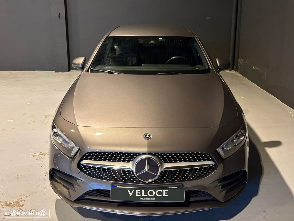 Mercedes-Benz A 250 Limousine e 8G-DCT AMG Line - 3